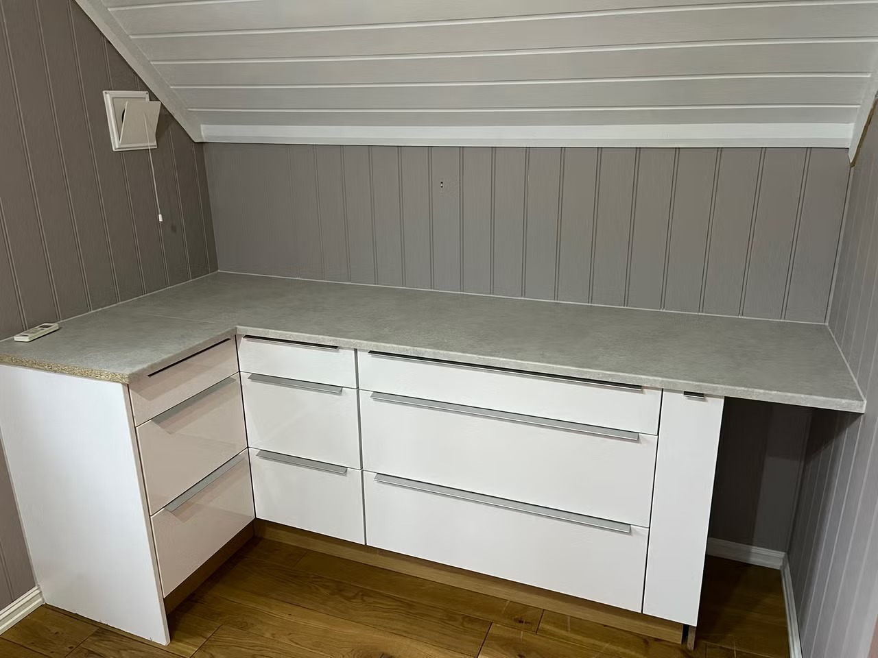 kjøkken andre side